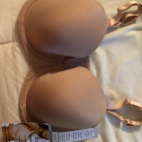 34 DDD nude underwire bra NWT - Picture 2 of 3